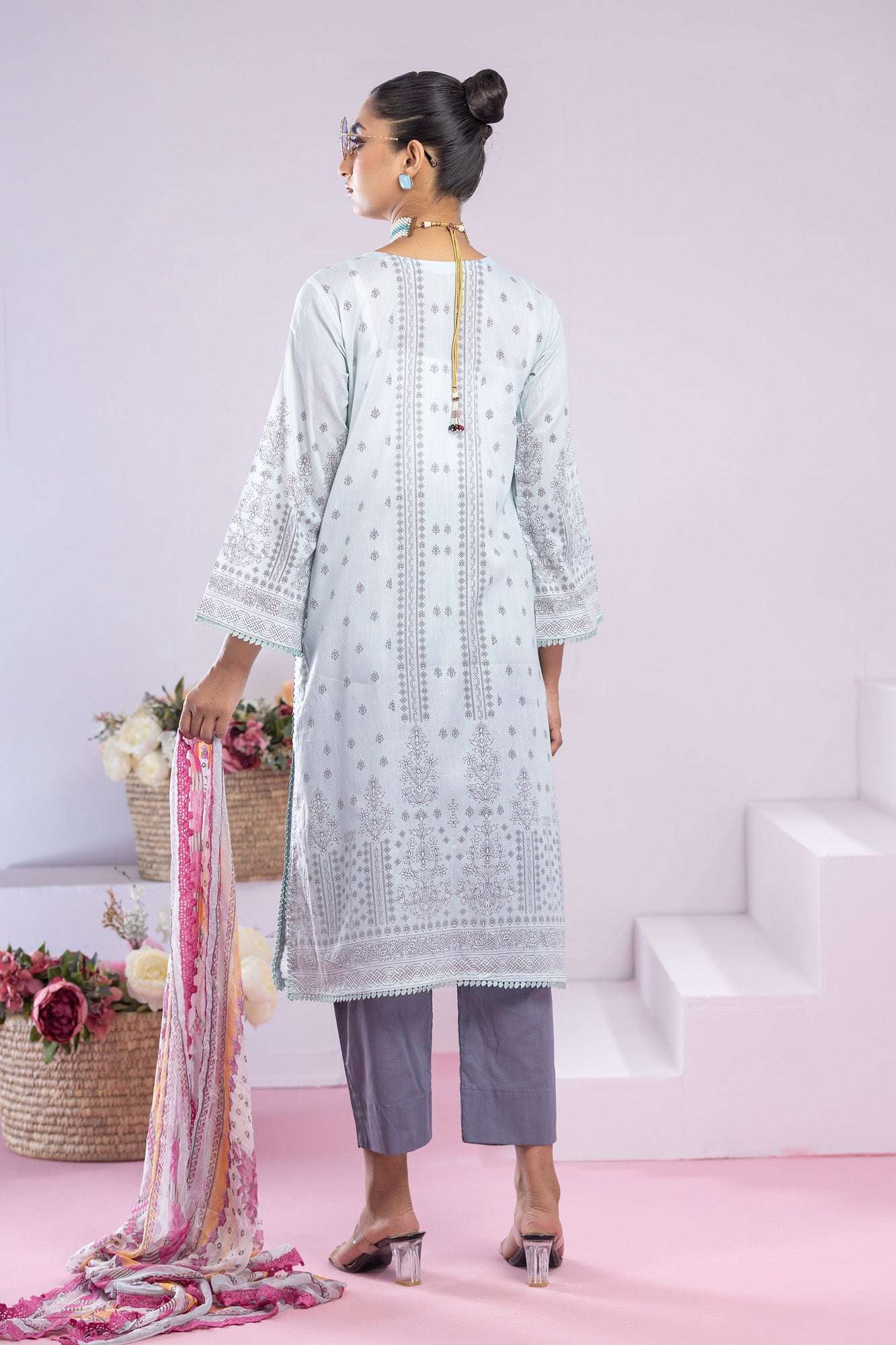Inaya Embroidered & Sequence Work Unstitched 3pcs