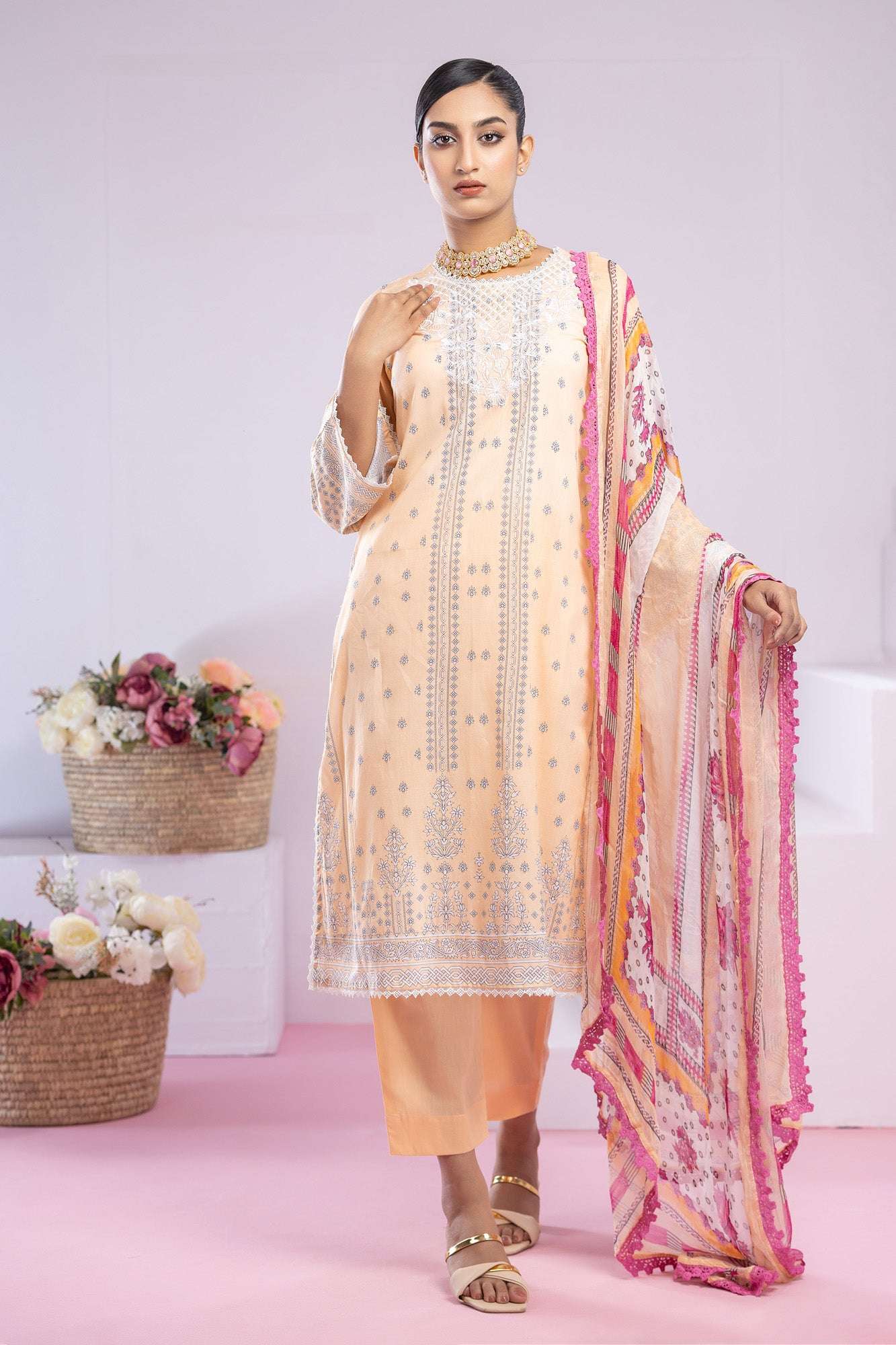 Inaya Embroidered & Sequence Work Unstitched 3pcs