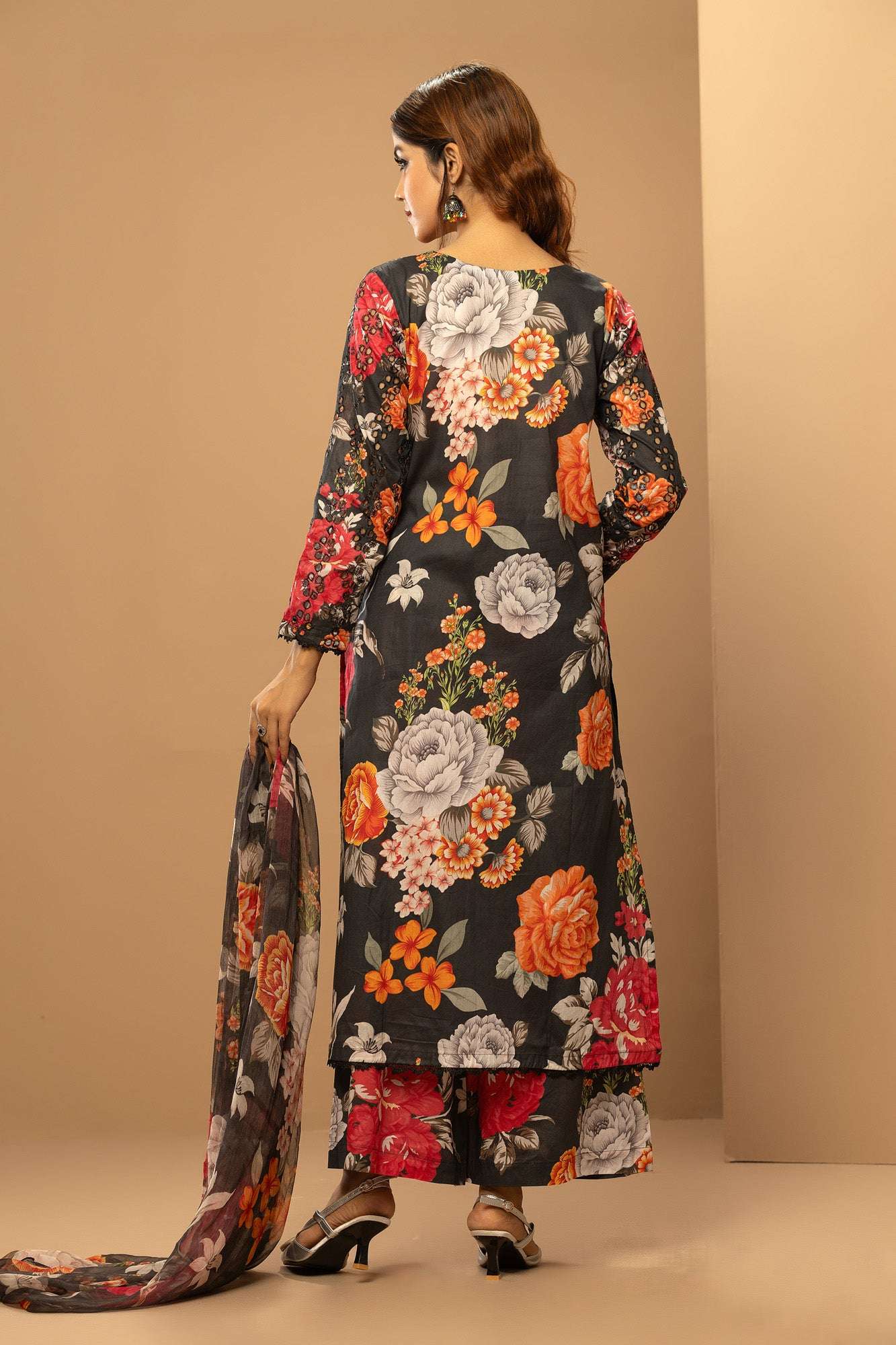 Naira Digital Print Luxury Embroidered Sequince Work Unstitched 3pcs