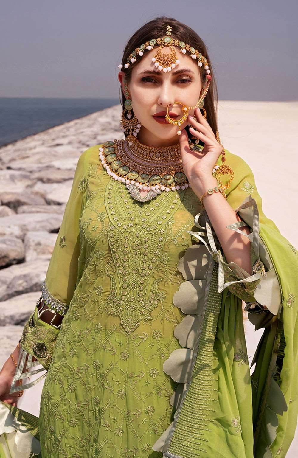 Izhaar Semi Stitched Heavy EMB. Sequence Georgette 3pcs - Nilima