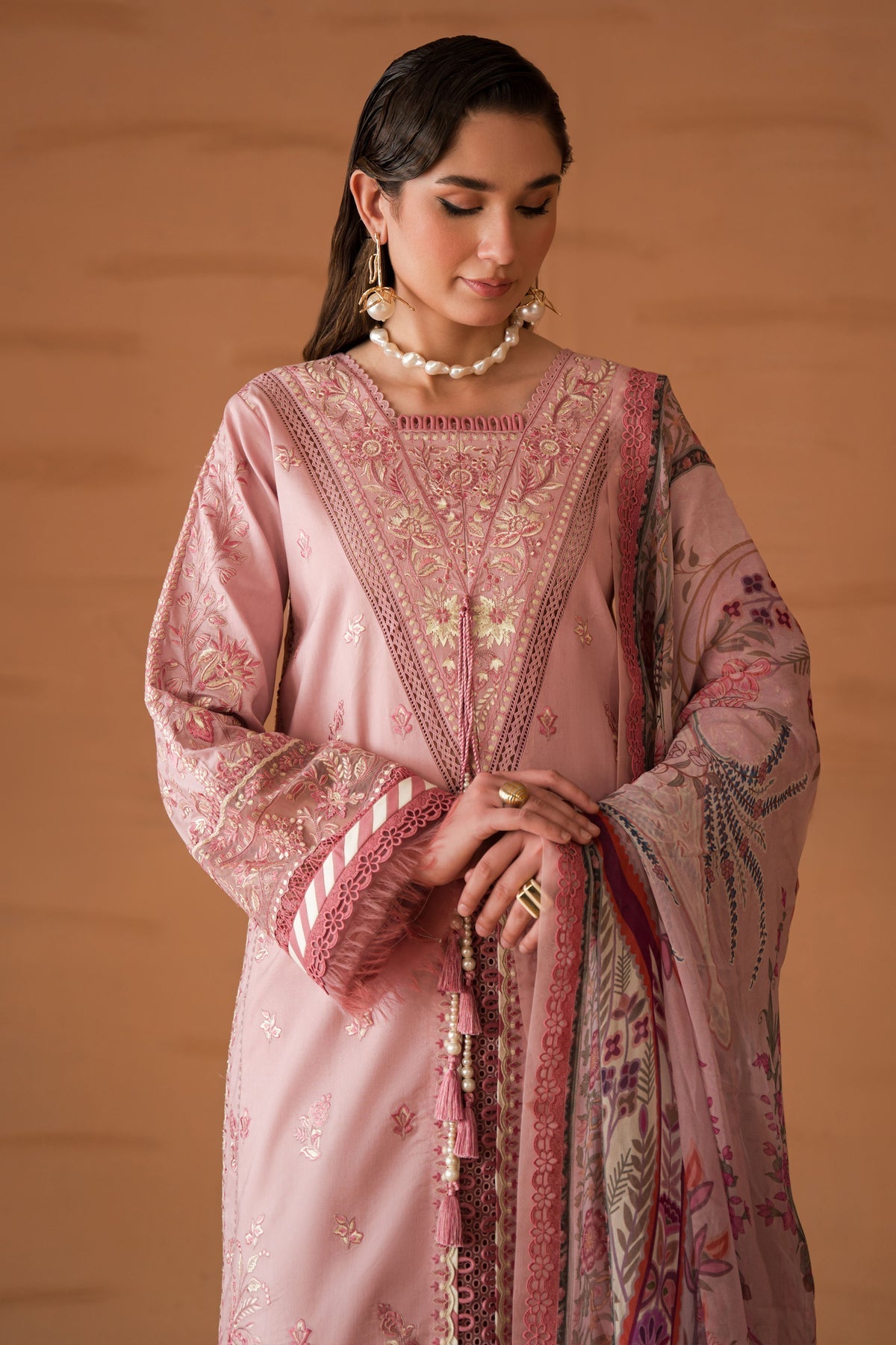 Jade Le Premier Embroidered Lawn 3pcs - Jotey