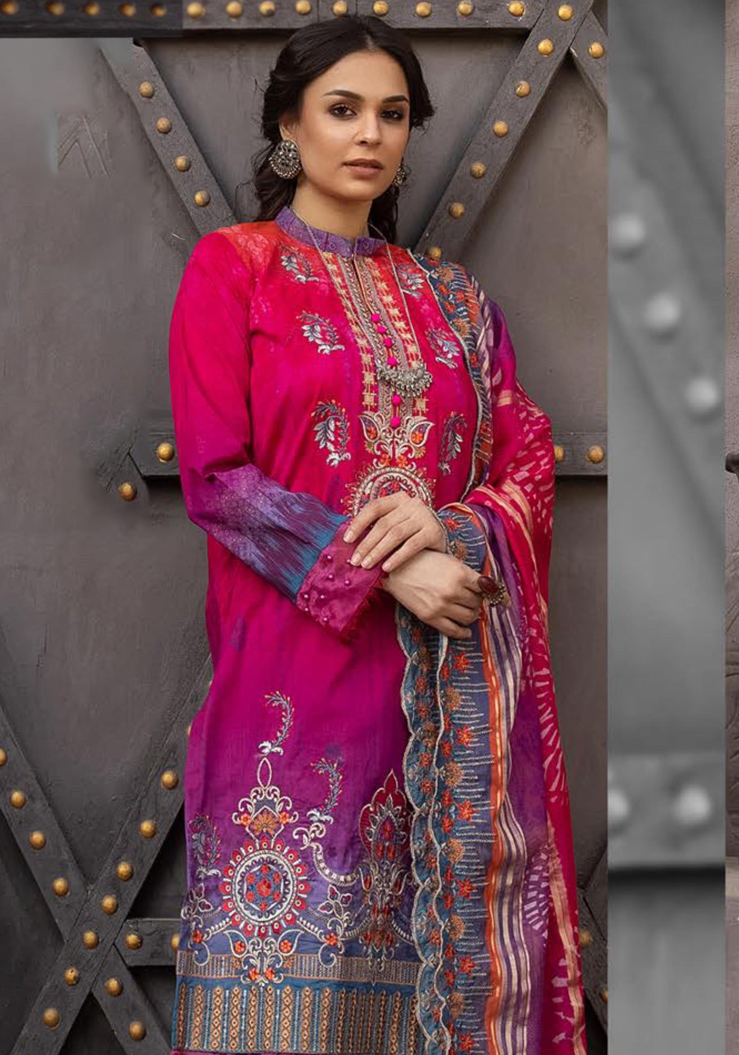 Mahees Vol-5 Embroidered Lawn Unstitched 3pcs Jotey