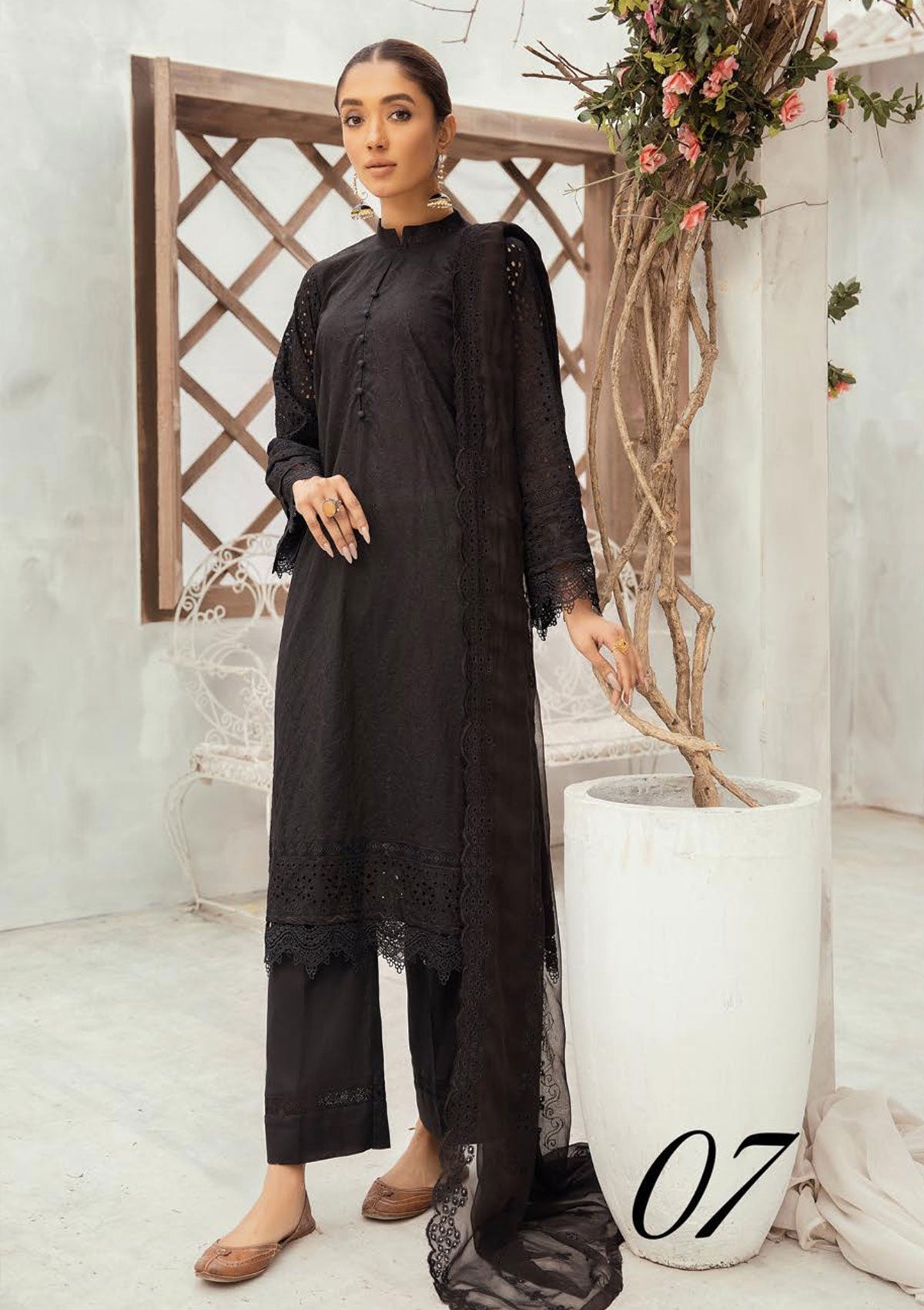 Mahees Exclusive Embroidered Lawn 3Pcs - Jotey