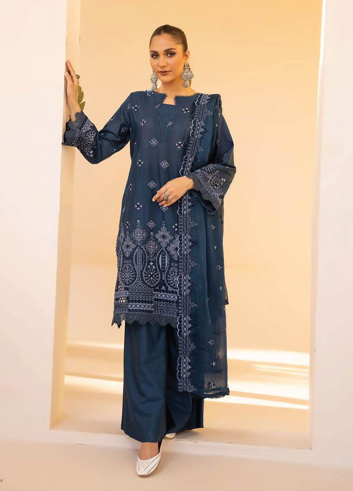 Mahees Florence Chikankari Lawn Unstitched 3pcs - Jotey
