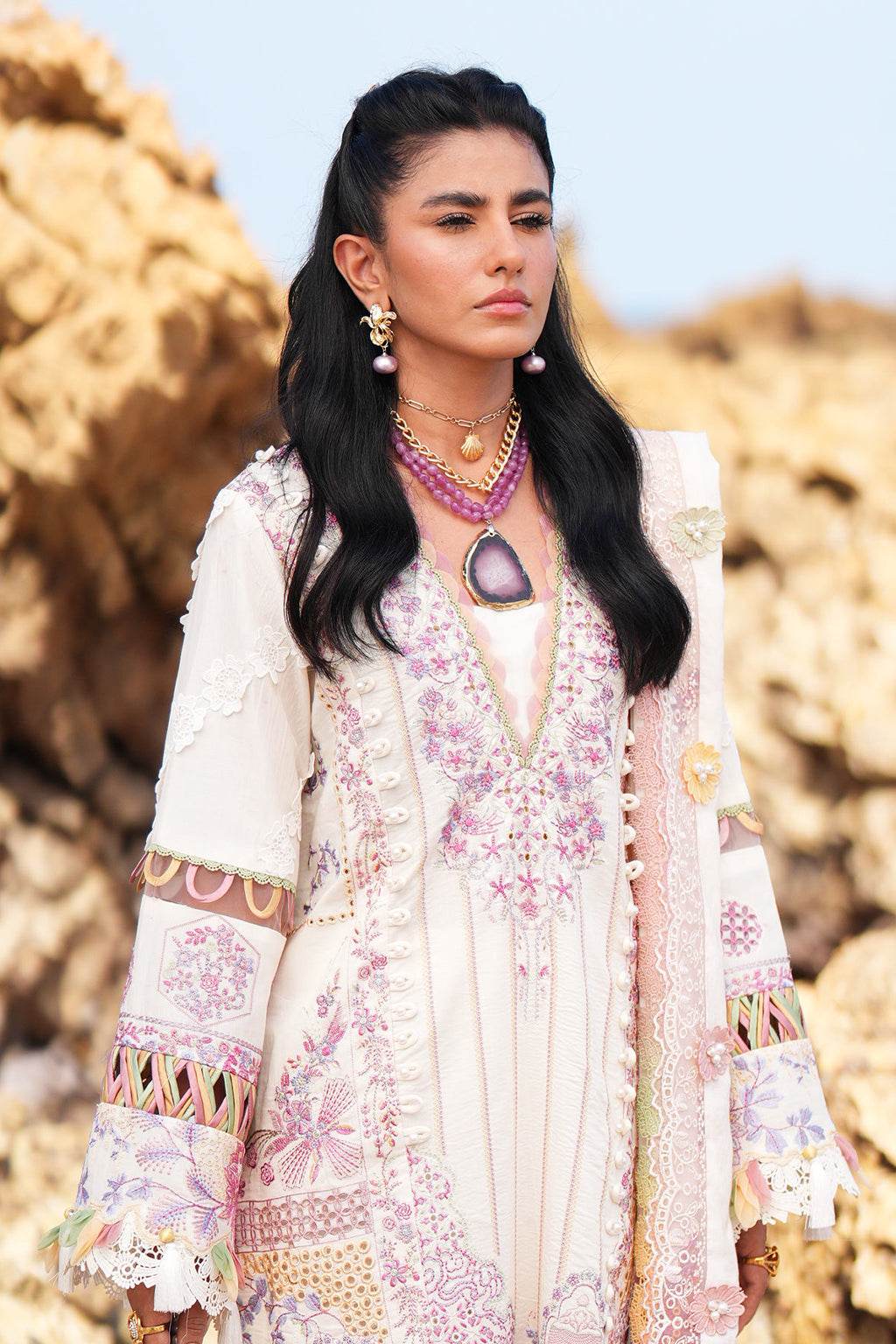 AJR Dastan Embroidered Luxury Lawn Unstitched 3pcs - Jotey