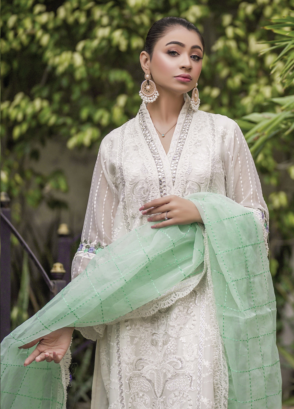 Nisa By Noors Luxury Semi Stitched 3Pcs