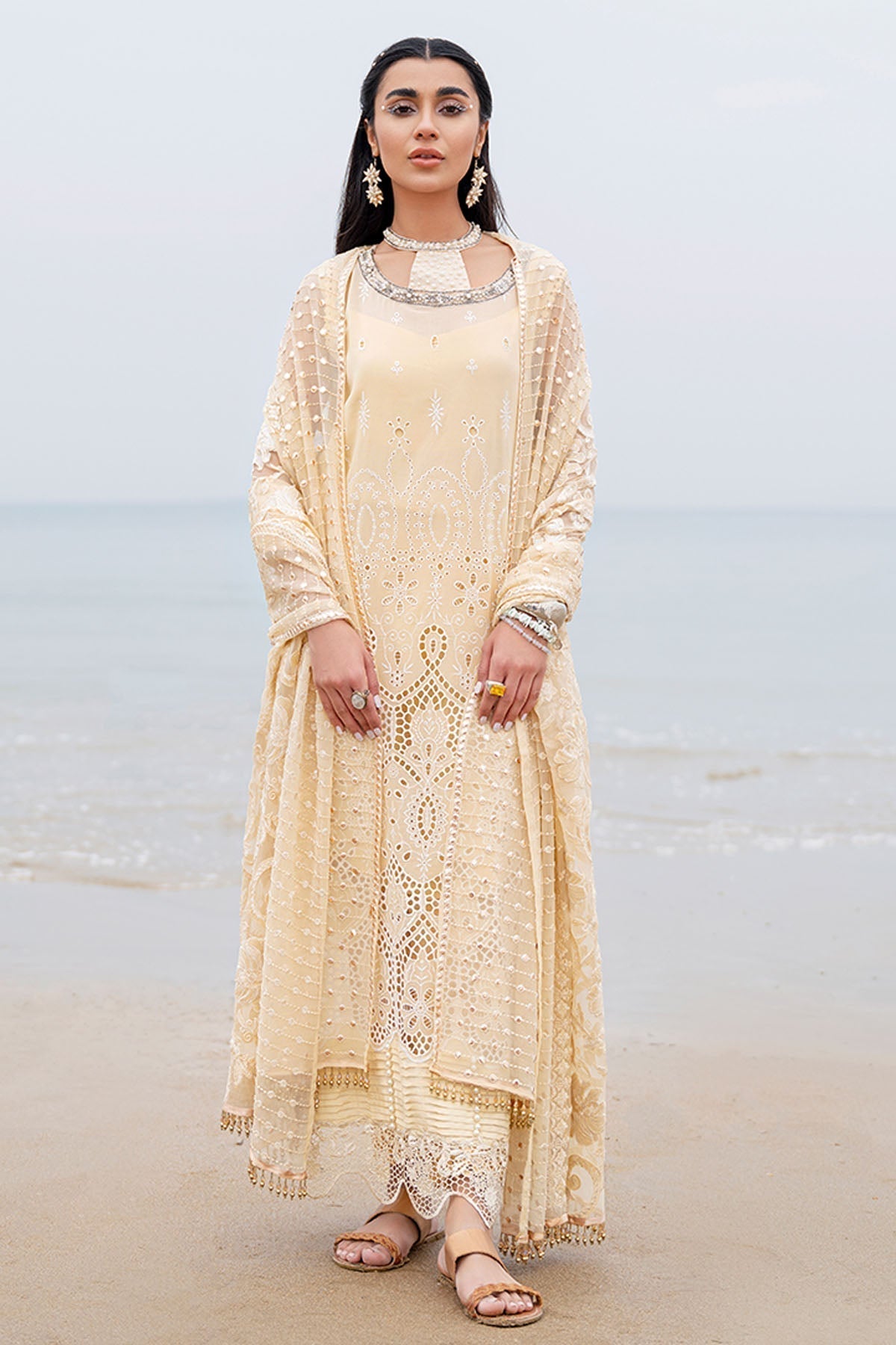 Nureh Tere Sang Embroidered Swiss Lawn 3Pcs - Jotey