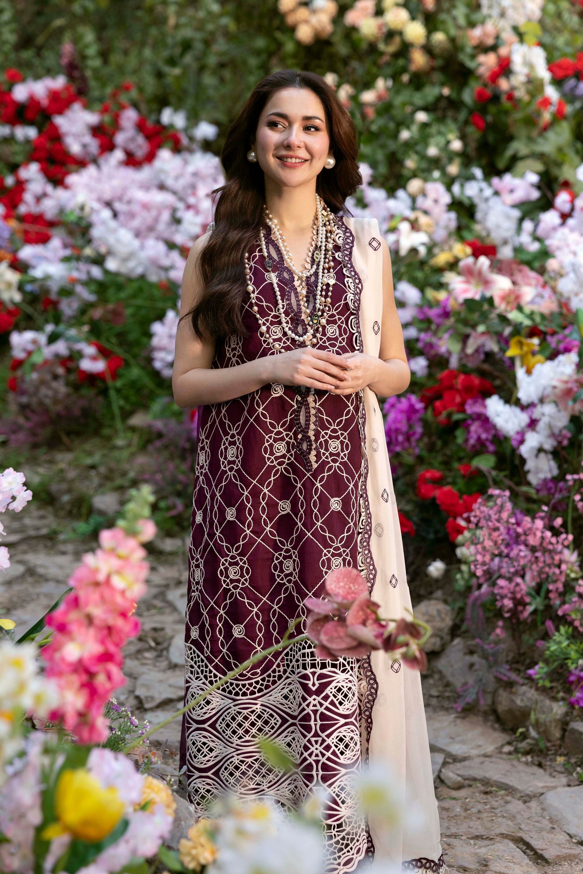 Sable V. Luxury Formal'25 Embroidered Unstitched 4pcs - Jotey