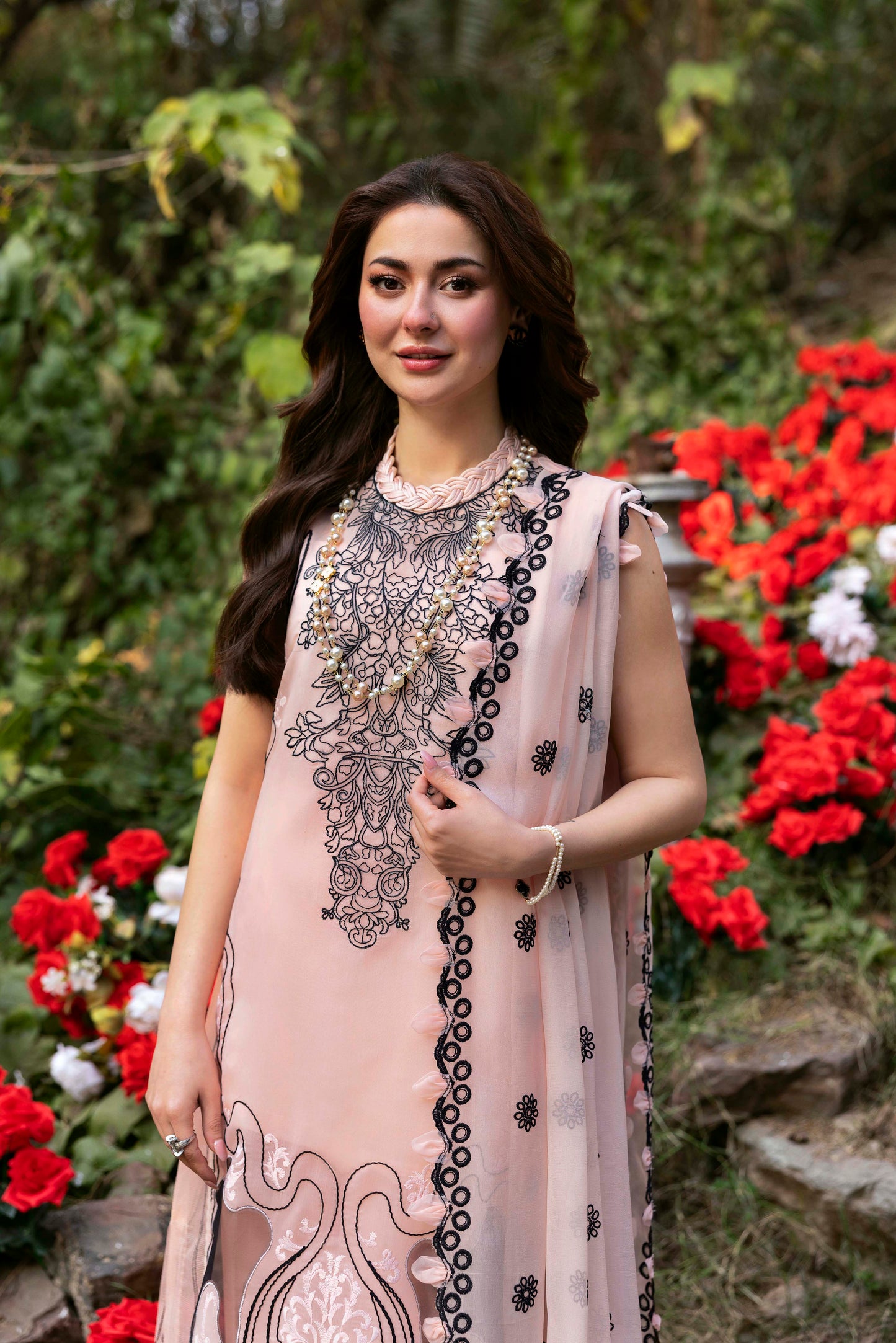 Sable V.  Luxury Formal'25 Embroidered Unstitched 4pcs