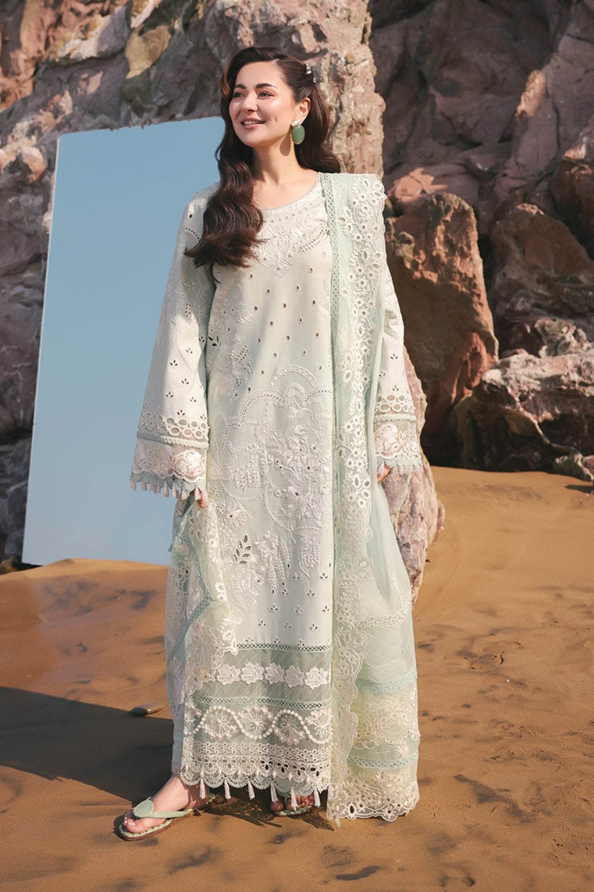 Hania By Imrozia Embroidered Luxury Lawn Unstitched 3pcs - Jotey