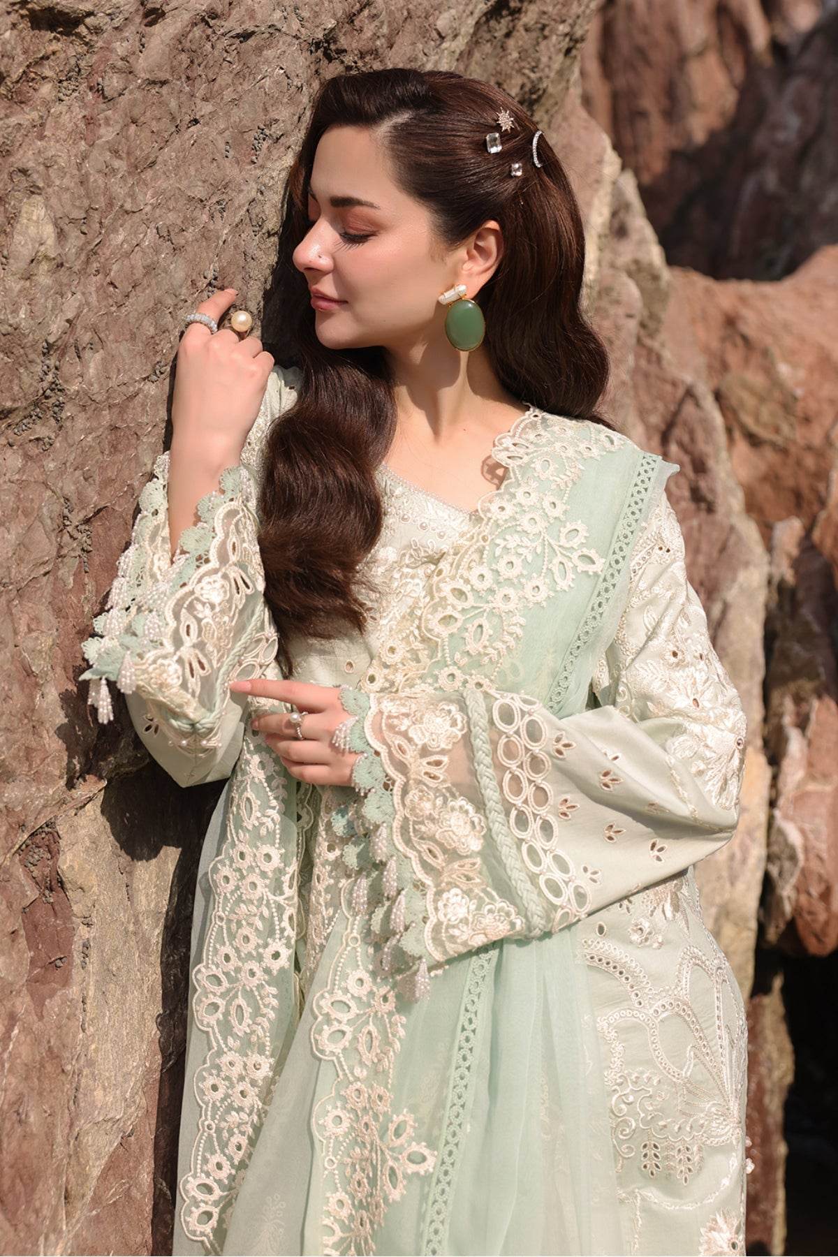 Hania By Imrozia Embroidered Luxury Lawn Unstitched 3pcs - Jotey