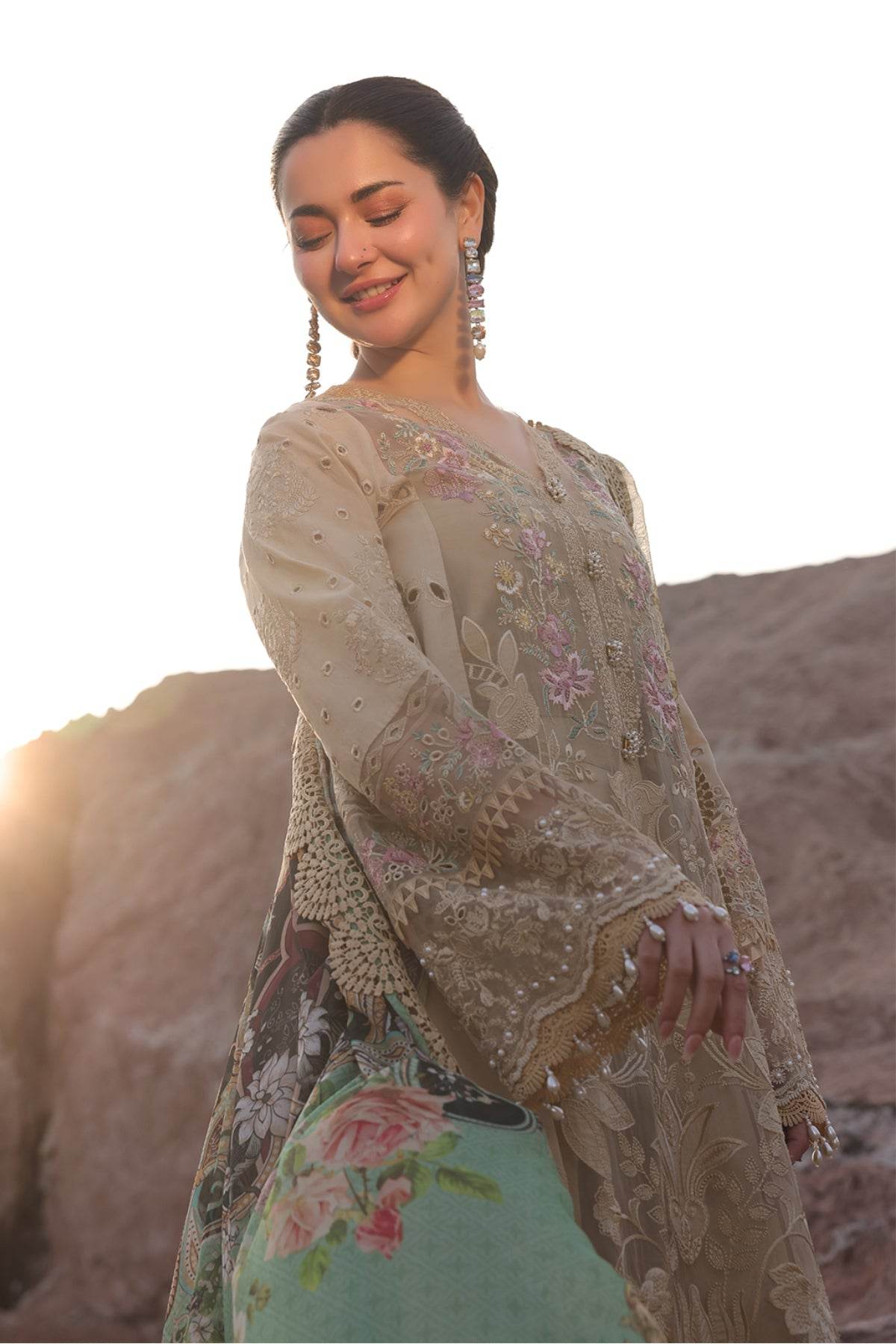 Hania By Imrozia Embroidered Luxury Lawn Unstitched 3pcs - Jotey