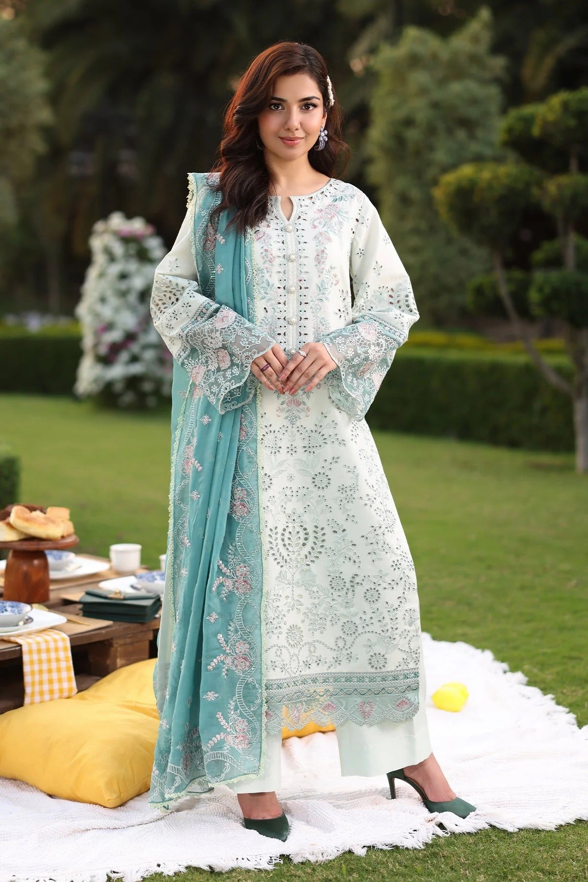 Hayam By Imrozia Embroidered Luxury Lawn Unstitched 3pcs