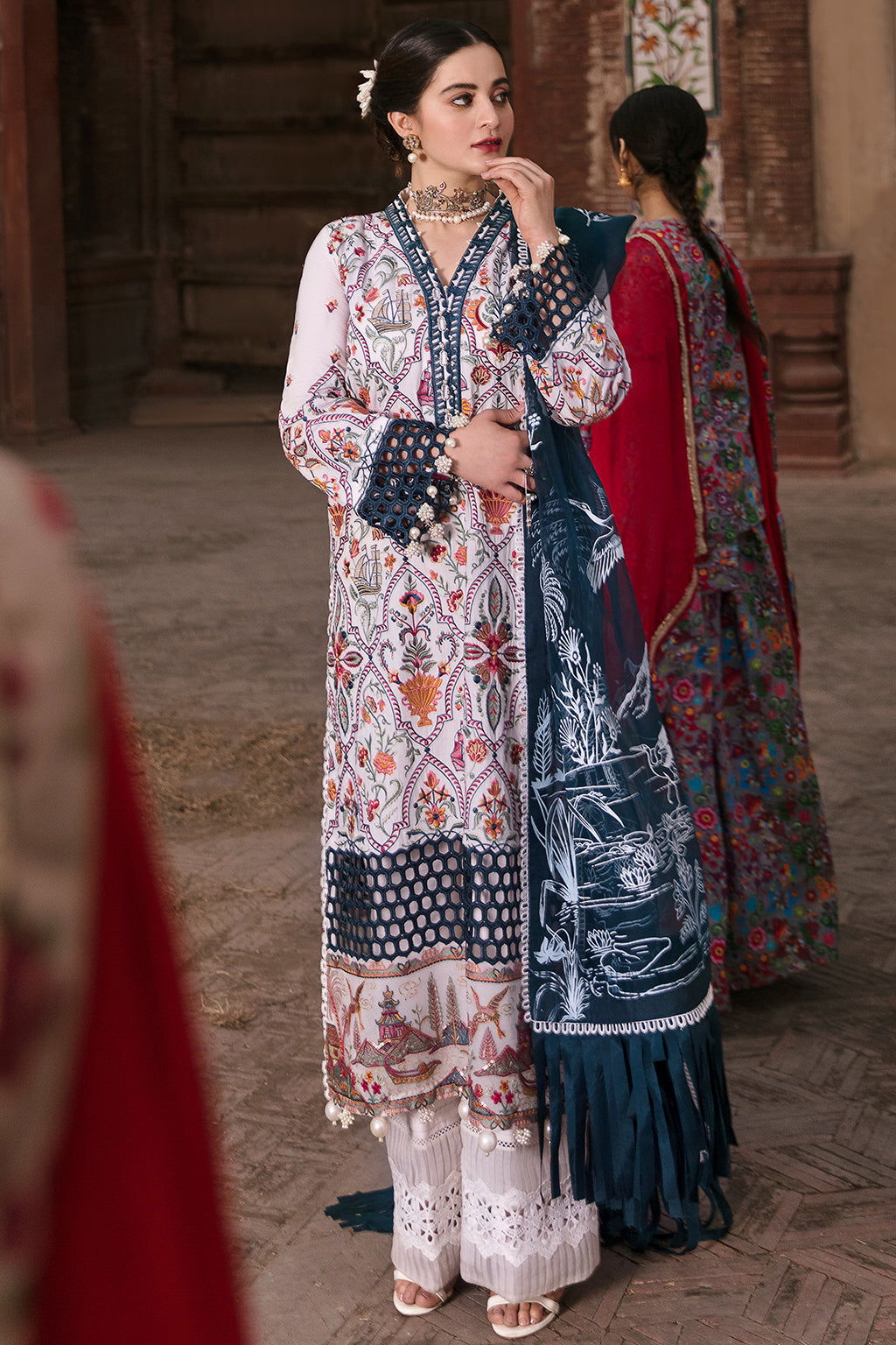 Shabnami By Afrozeh Embroidered Lawn 3Pcs - Jotey