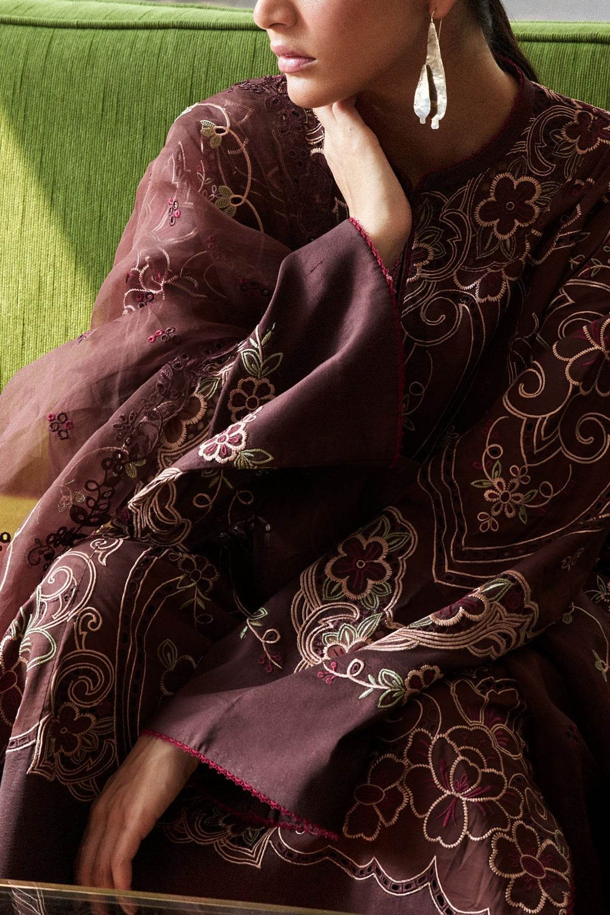 Zara Shahjahan Satori Embroidered Luxury Lawn Unstitched 3pcs - Jotey