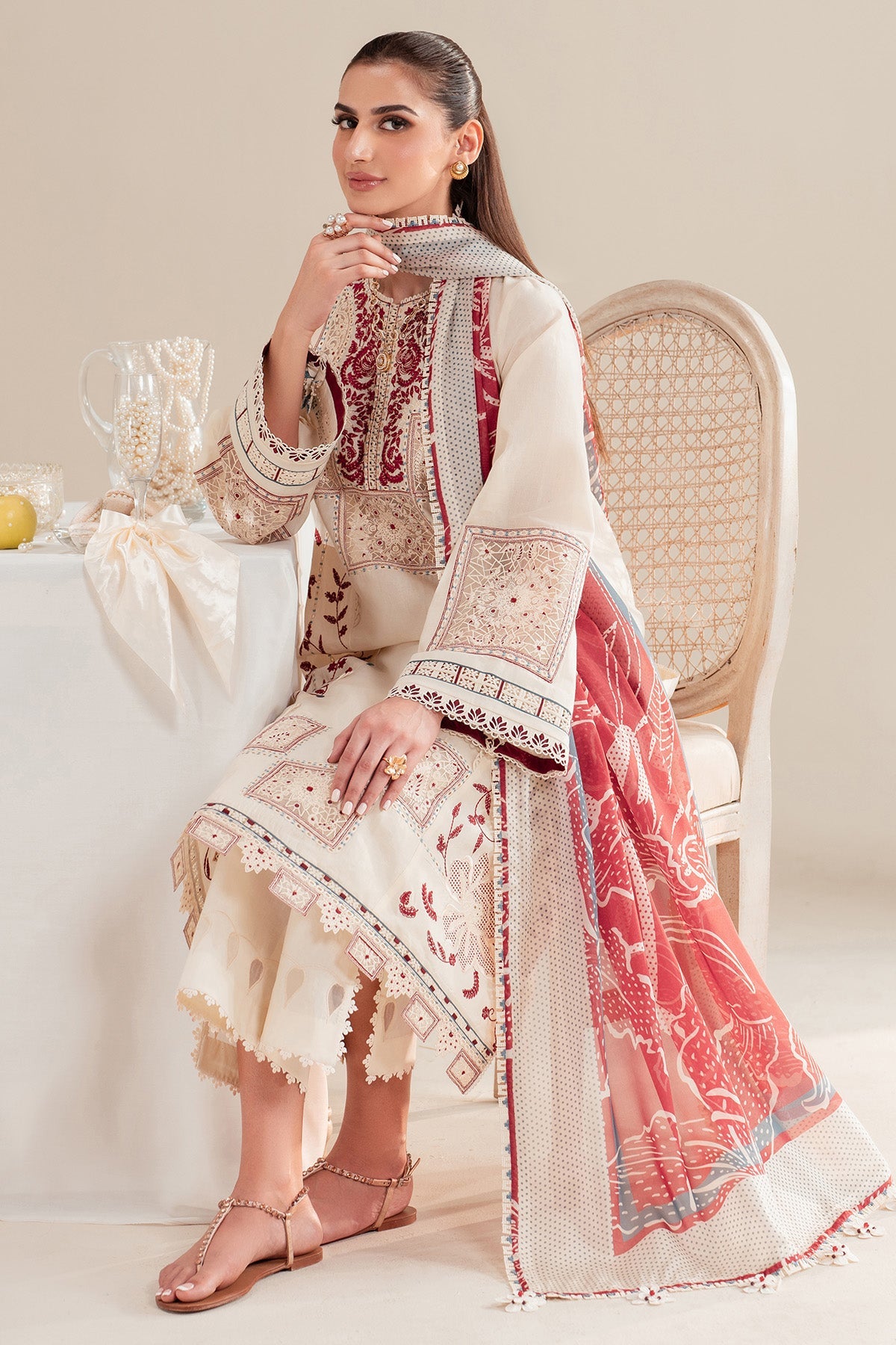 Iris By Jazmin Embroidered Luxury Lawn Unstitched 3pcs