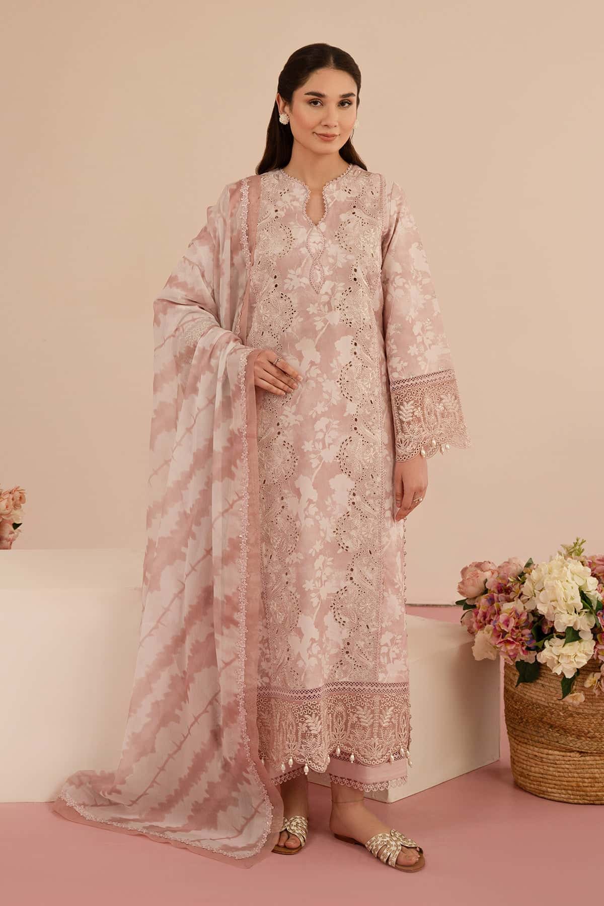 Floral Charm By Afrozeh Embroidered Lawn Unstitched 3pcs