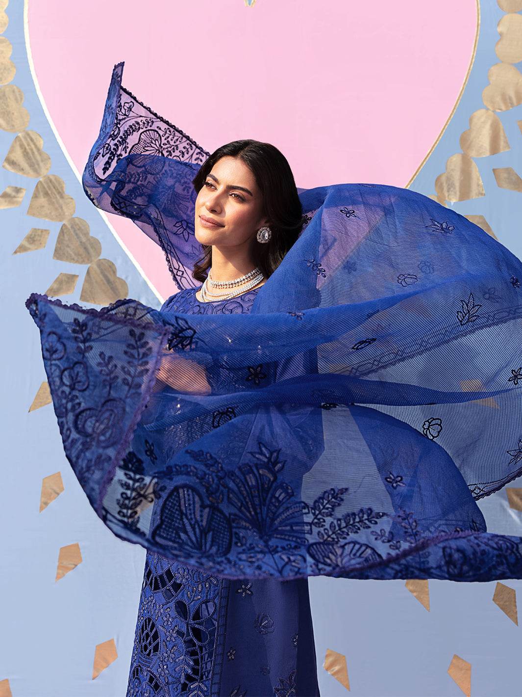 Husn Jahan By Mahnur Embroidered Luxury Lawn Unstitched 3pcs - Jotey