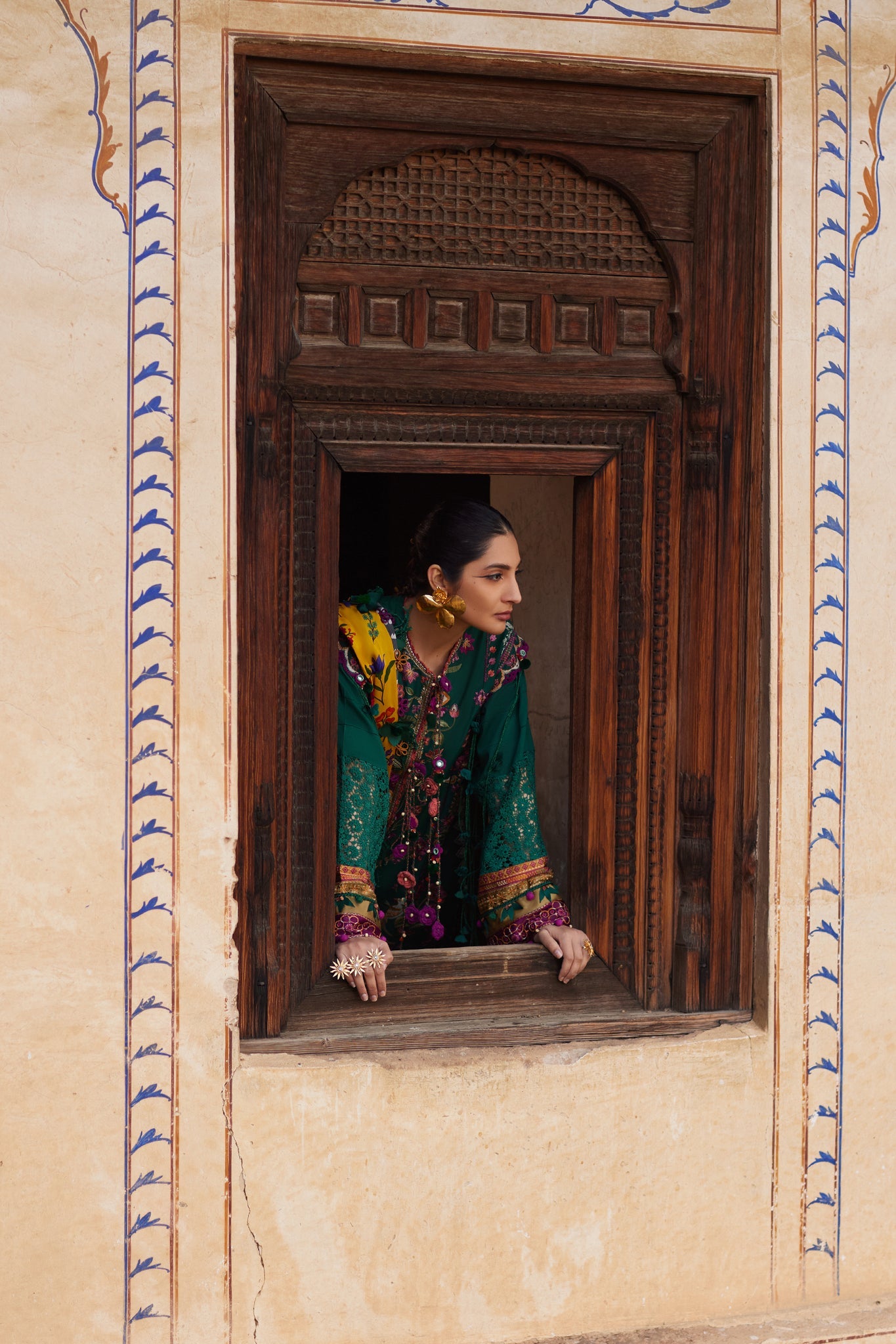 Elan Embroidered Lawn Unstitched 3pcs
