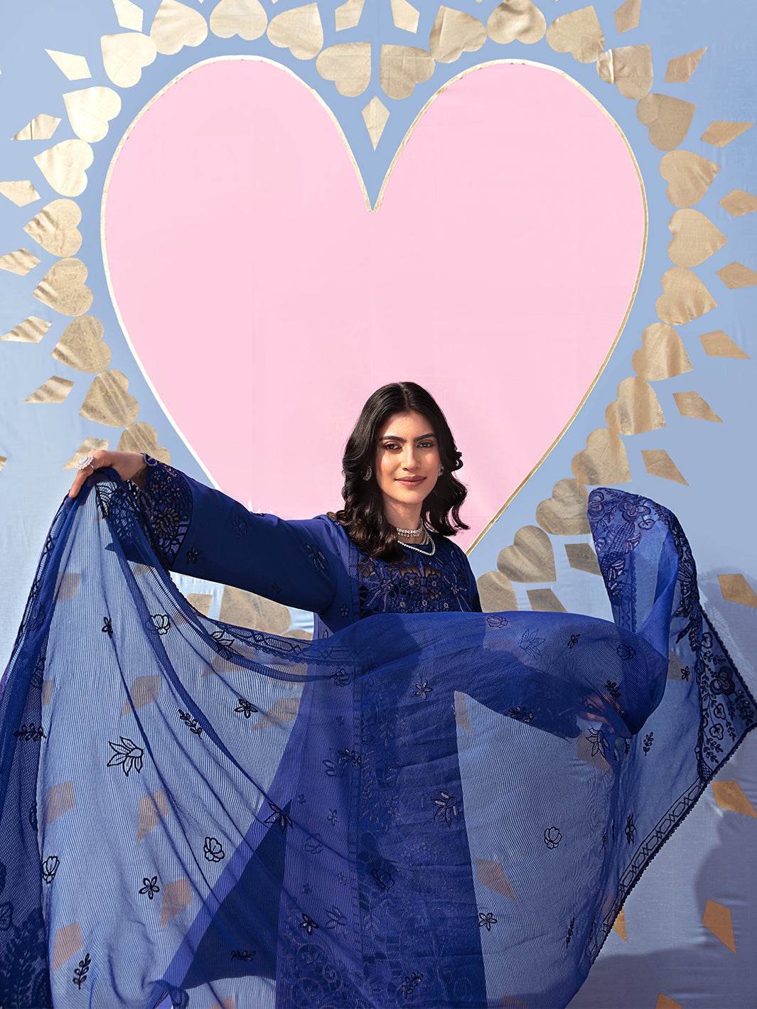 Husn Jahan By Mahnur Embroidered Luxury Lawn Unstitched 3pcs - Jotey