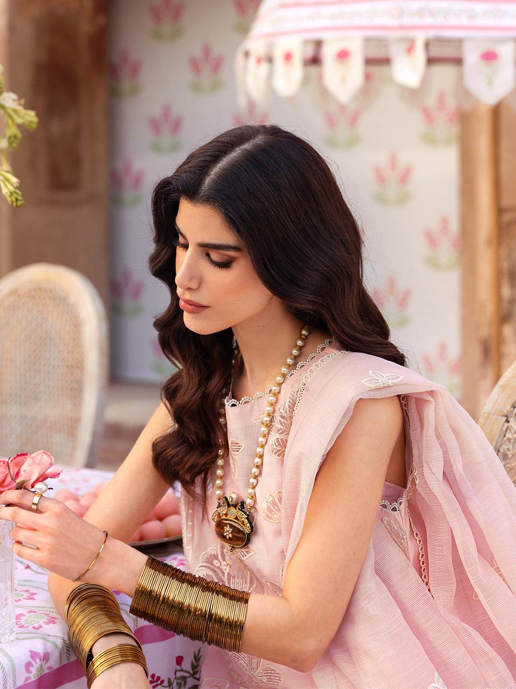 Husn Jahan By Mahnur Embroidered Luxury Lawn Unstitched 3pcs - Jotey