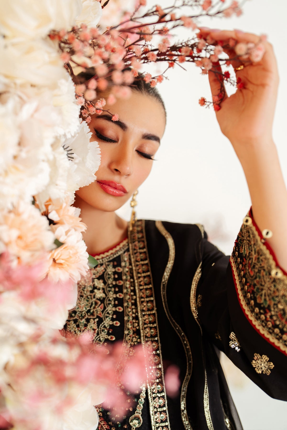 Luxe Raw Silk By Alizeh Embroidered Organza Unstitched 3pcs