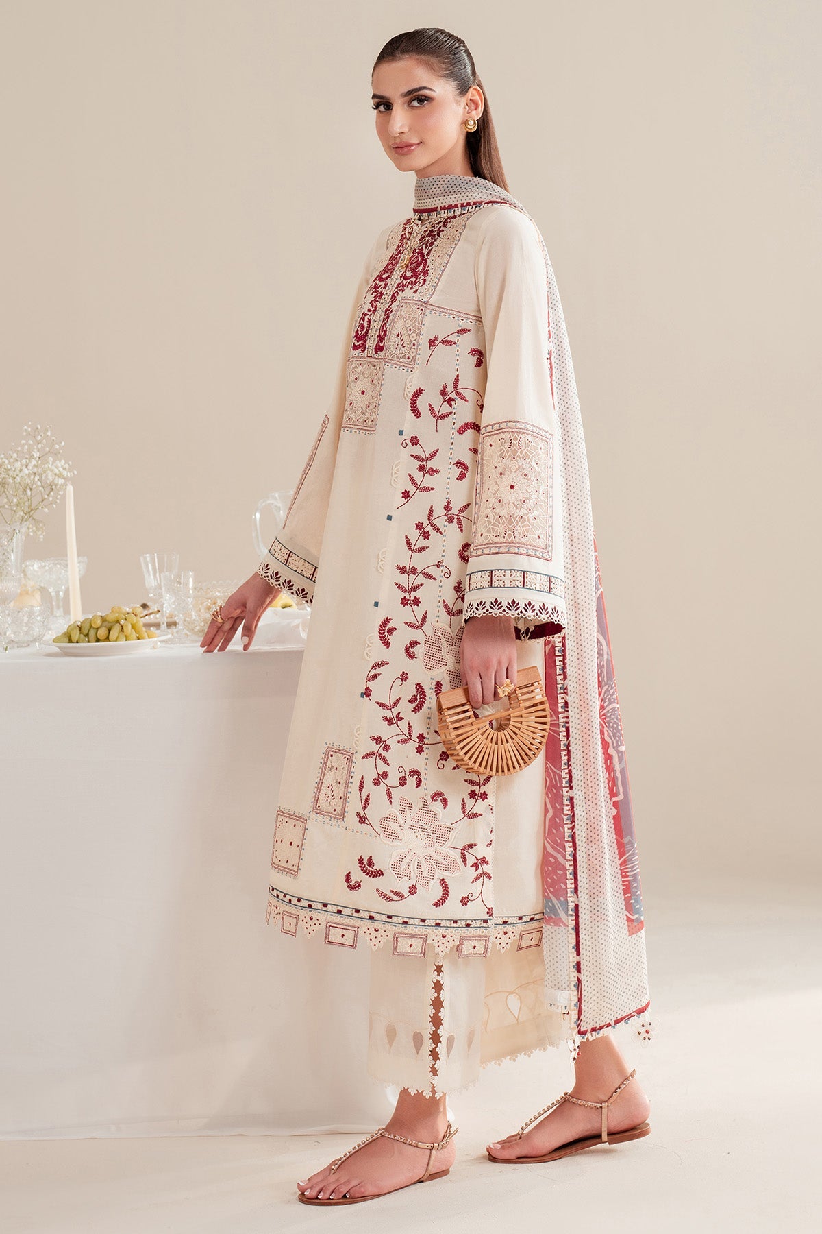 Iris By Jazmin Embroidered Luxury Lawn Unstitched 3pcs
