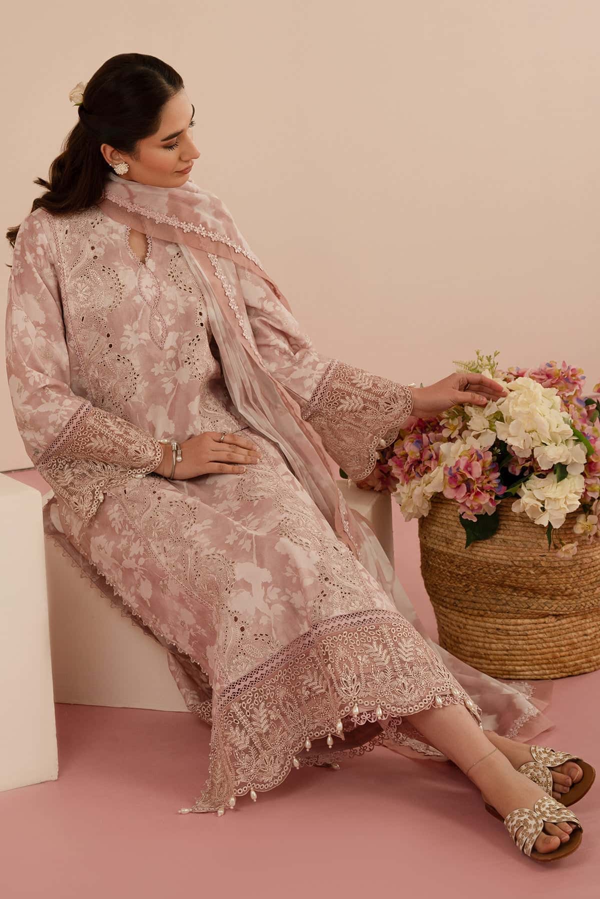 Floral Charm By Afrozeh Embroidered Lawn Unstitched 3pcs