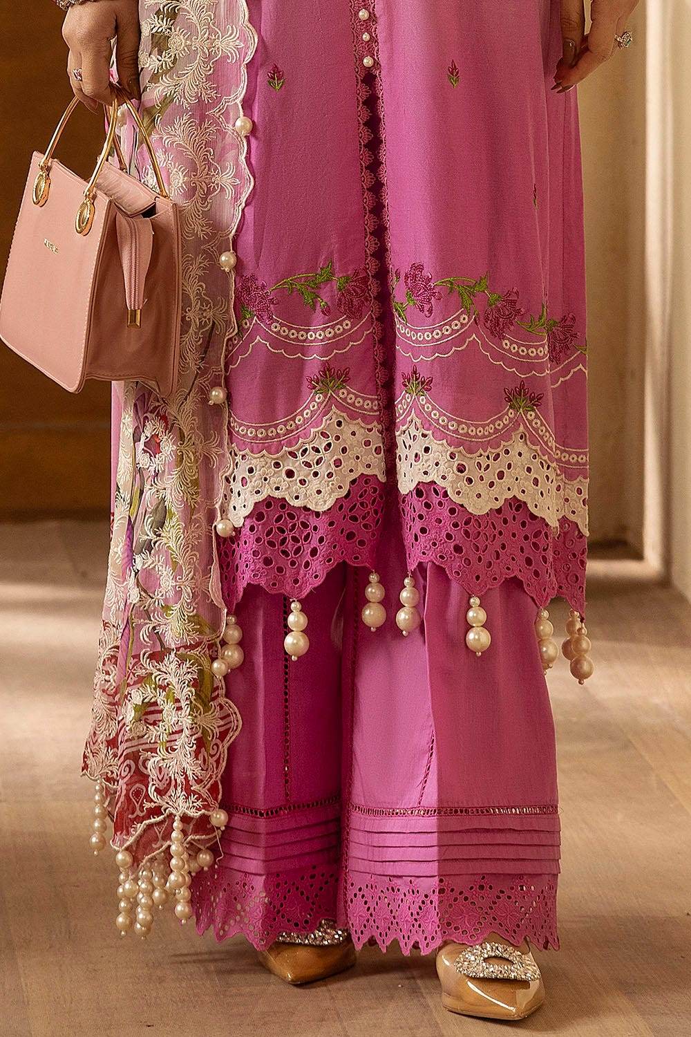 Gul Ahmed Embroidered Lawn Unstitched 3pcs - Jotey