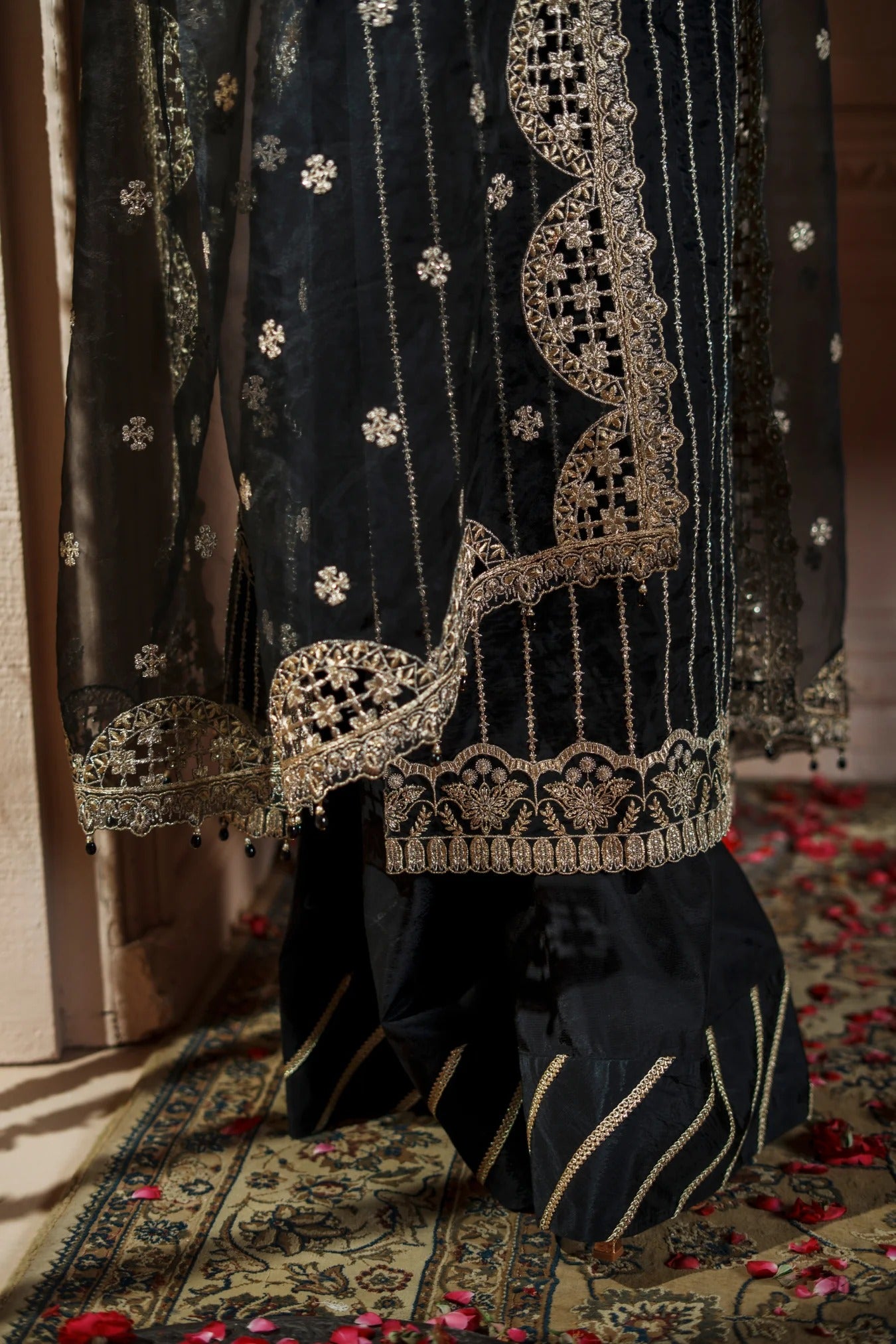Dastoor By Zebtan Embroidered Luxury Organza Unstitched 3 Piece