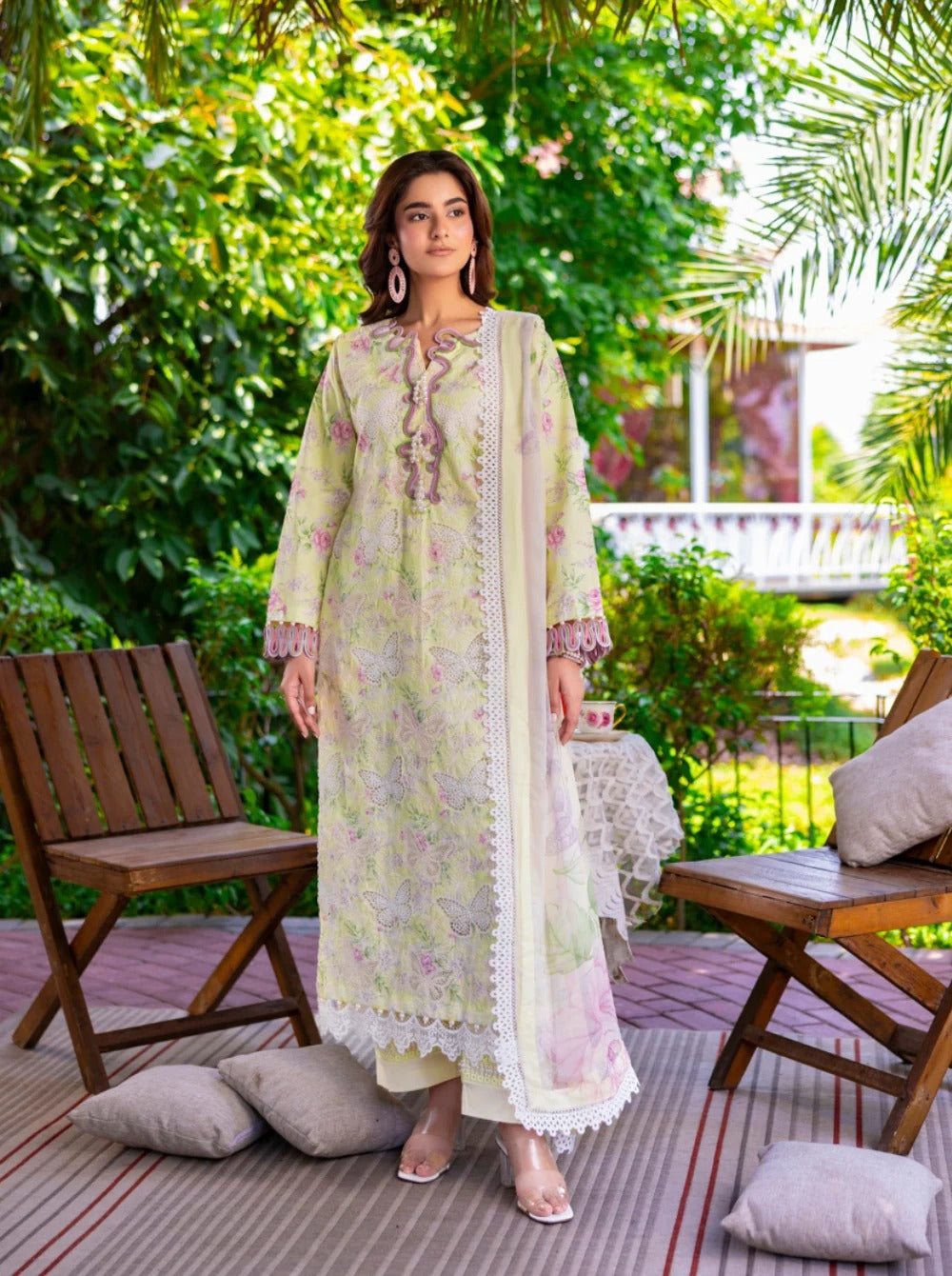 Eshaisha Digital Printed & Embroidered Lawn Unstitched 3Pcs