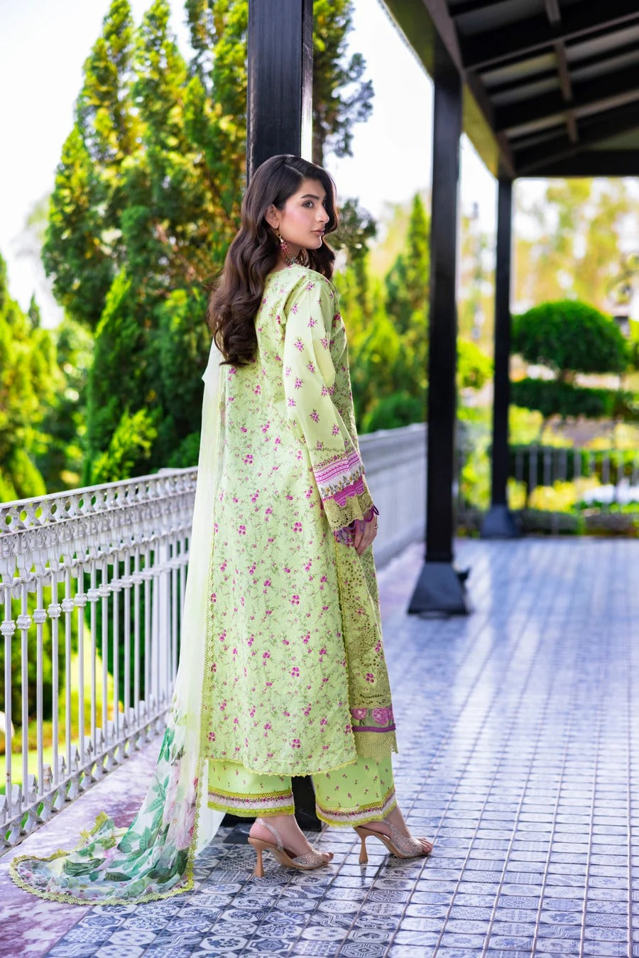 Eshaisha Digital Printed & Embroidered Lawn Unstitched 3Pcs