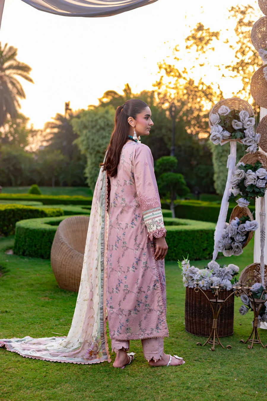 Eshaisha Digital Printed & Embroidered Lawn Unstitched 3Pcs