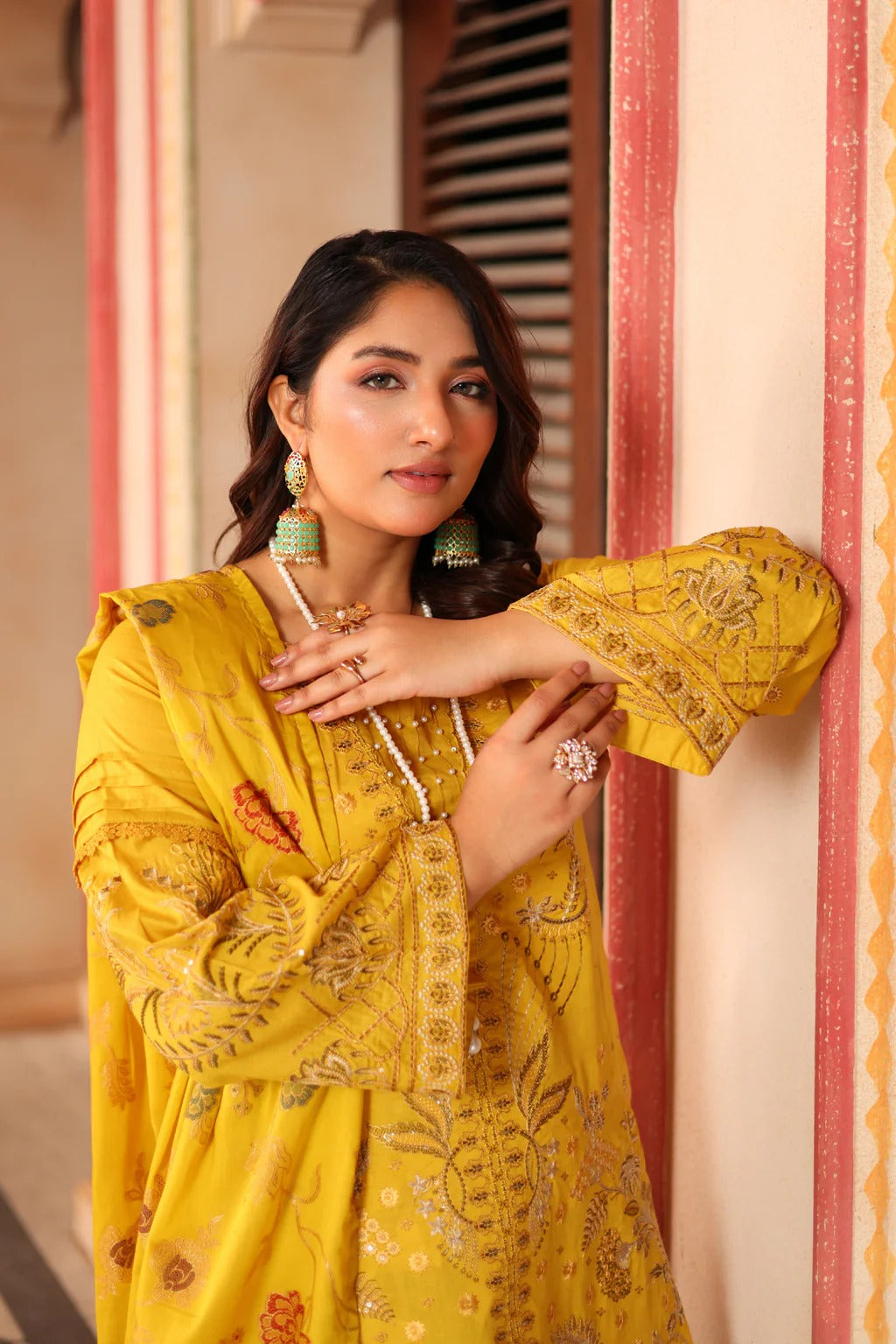 Zirwa by Johra Embroidered Lawn Unstitched 3Pcs