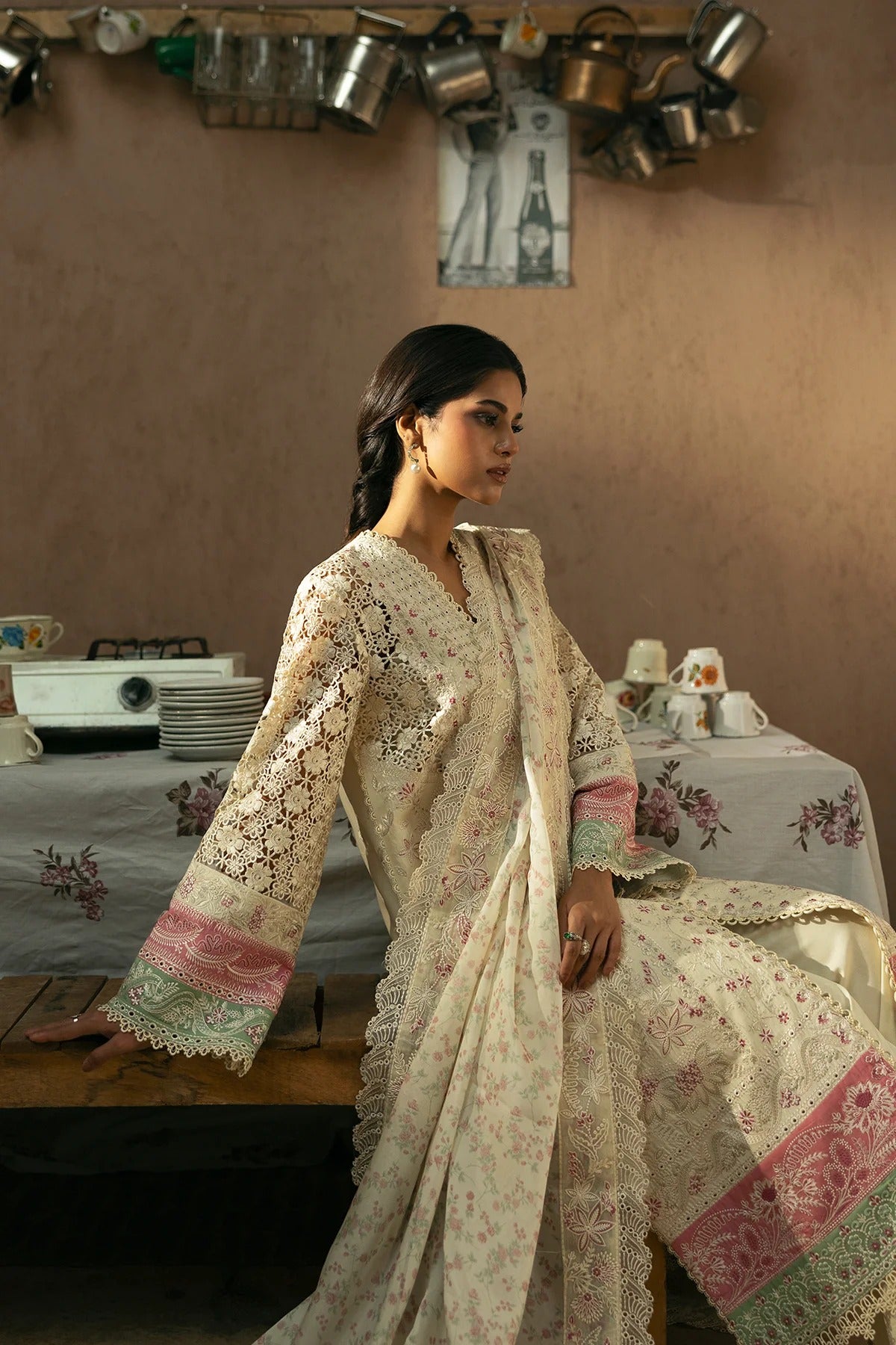 AFROZEH Mulaqaat Embroidered Printed Lawn Unstitched 3pcs