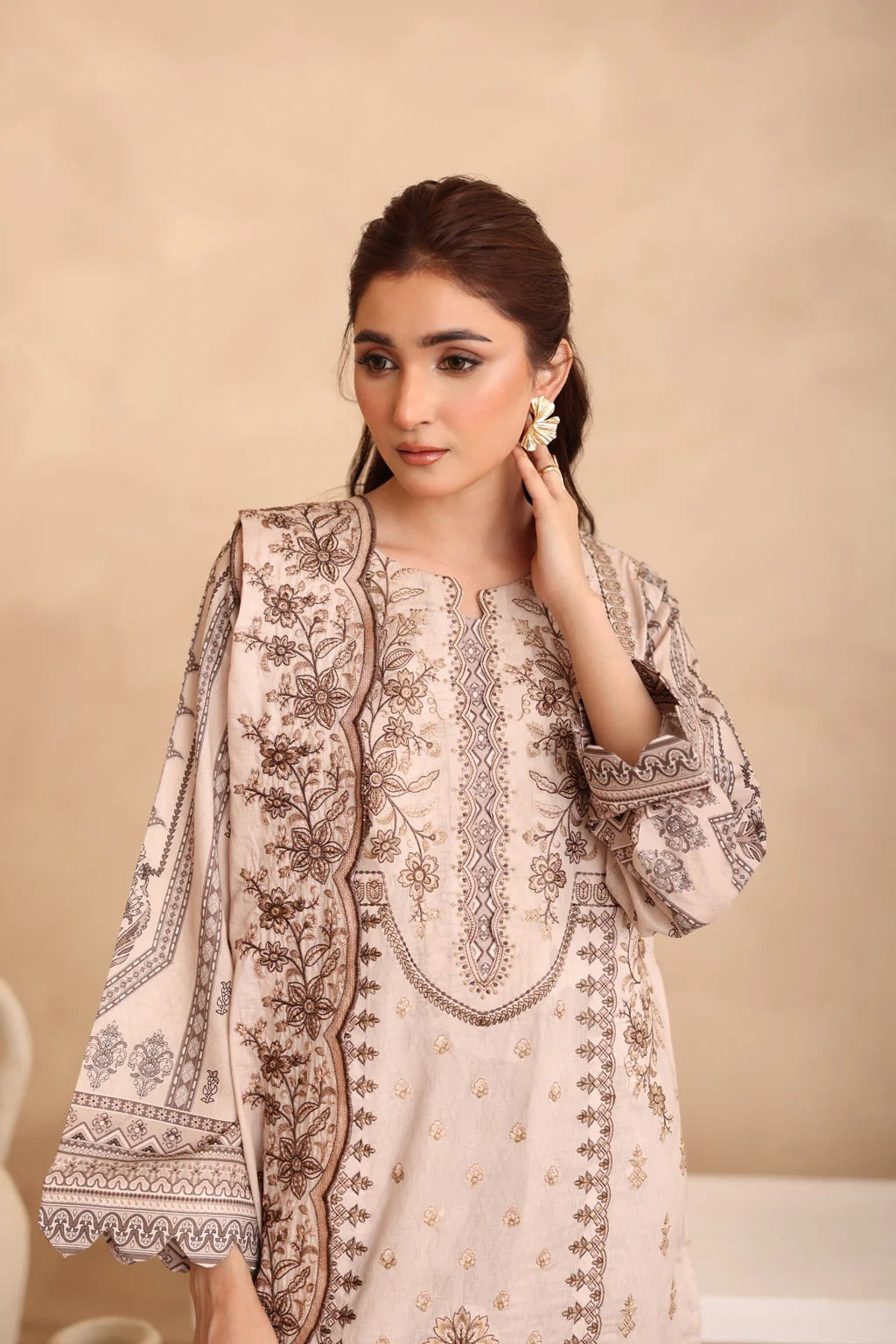 Johra Manara Embroidered Printed Lawn Unstitched 3Pcs