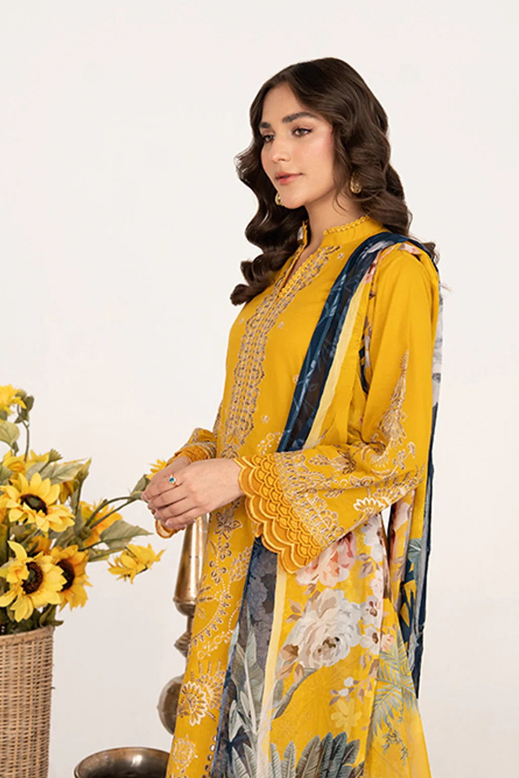Johra Anavia Embroidered Bana Dora Lawn Unstitched 3Pcs