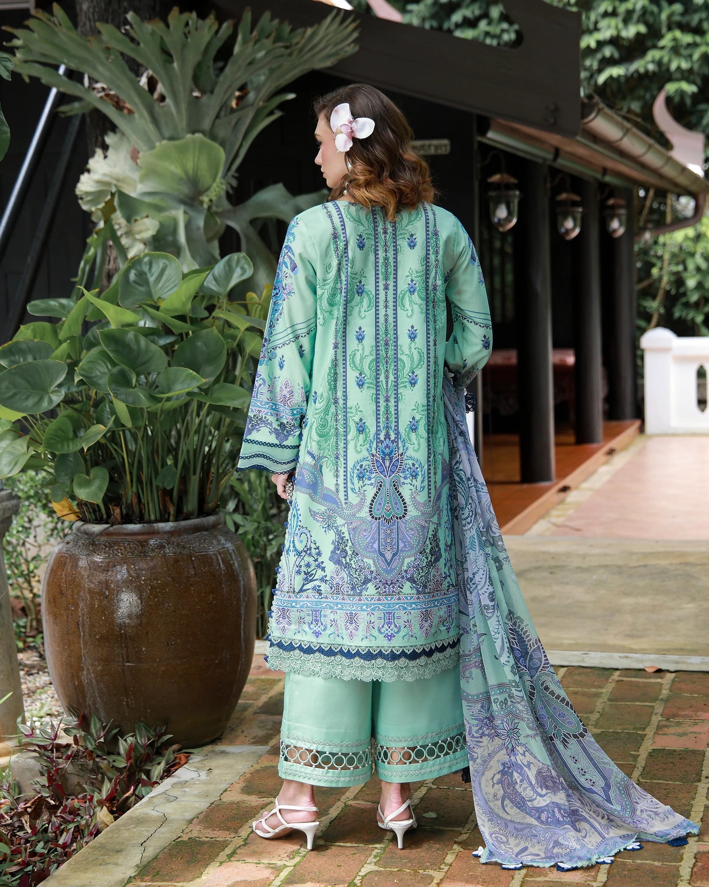 Jade Urbane Embroidered Lawn Unstitched 3pcs