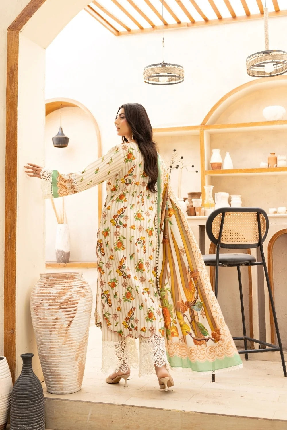LA'RA DE FLOR'A By Gulmina Printed Embroidered Lawn Unstitched 3Pcs