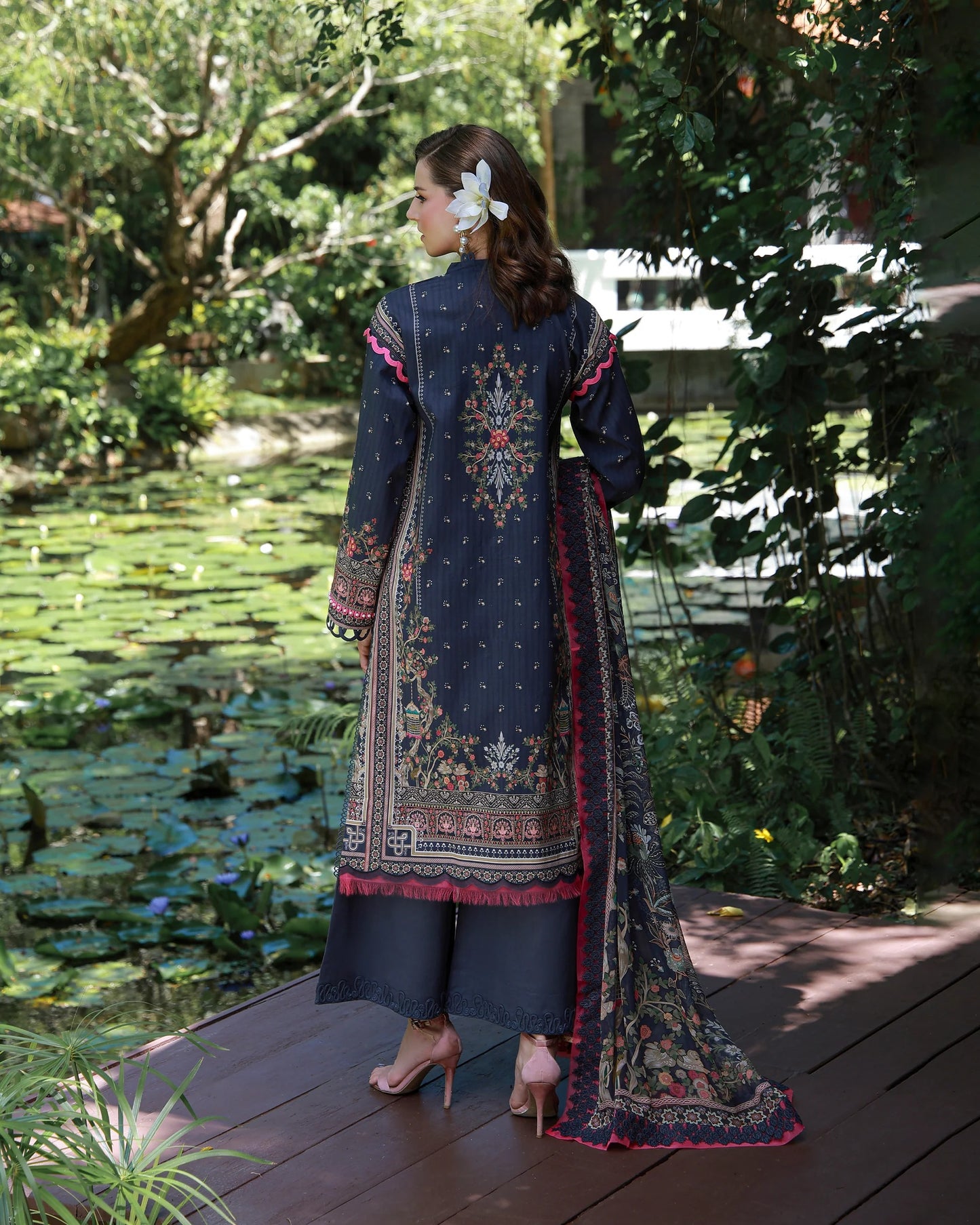 Jade Urbane Embroidered Lawn Unstitched 3pcs