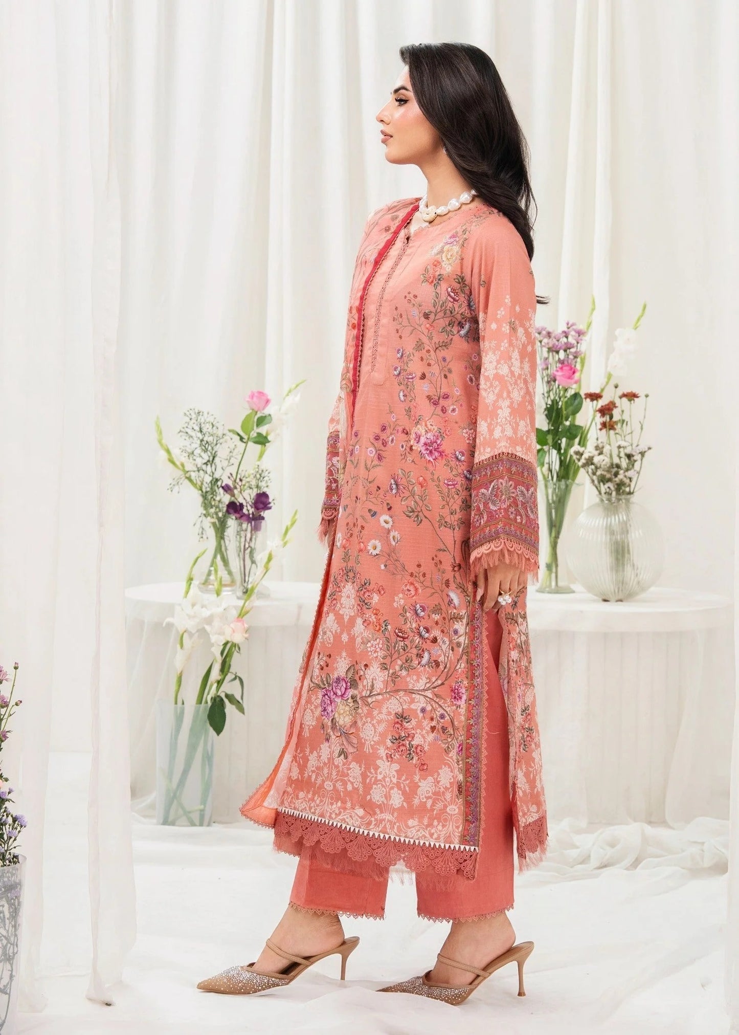 Meerak Breaking Bloom Digital Printed Lawn Unstitched 3Pcs