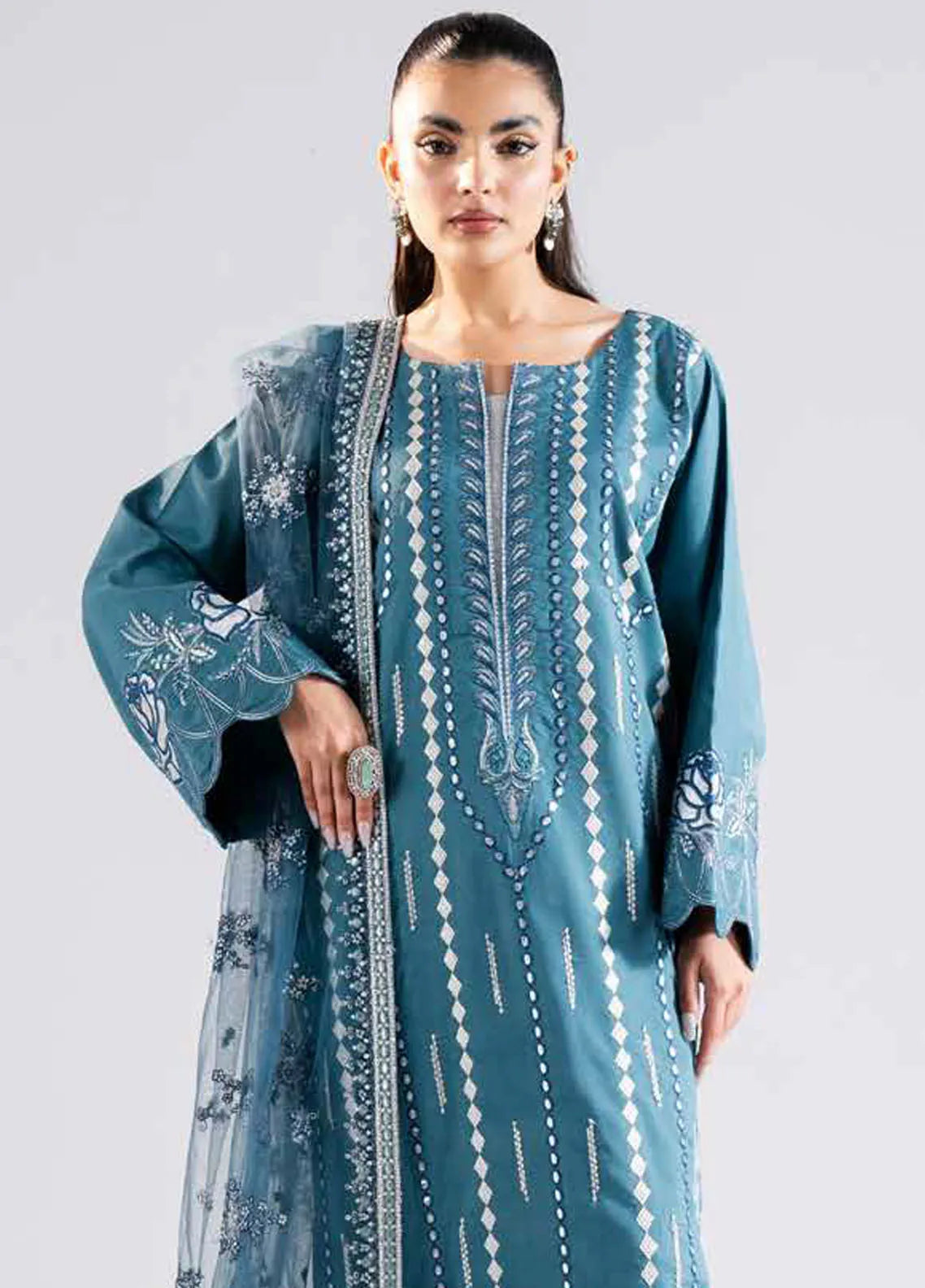 Zarez By Freesia Luxury Embroidered Unstitched 3pcs